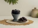 Oasis super Jumbo Medjool dates - The King of Dates, soft and succulent, perfect for healthy snacking