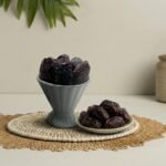 Oasis super Jumbo Medjool dates - The King of Dates, soft and succulent, perfect for healthy snacking